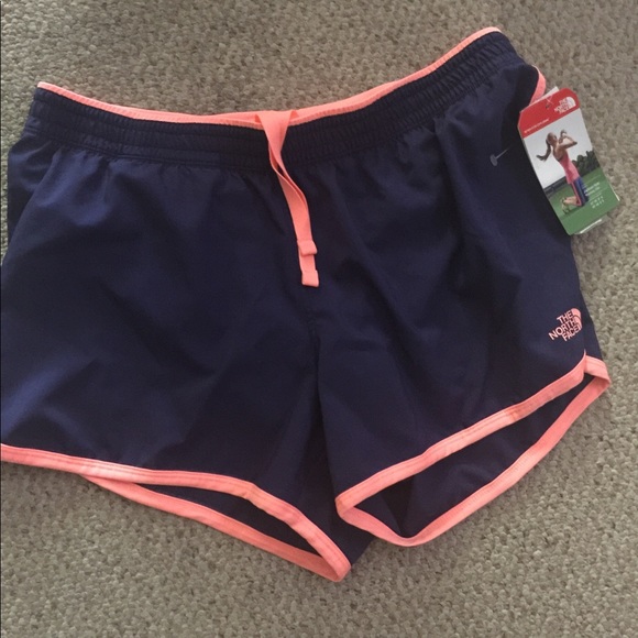 The North Face Pants - Brand new north face shorts large